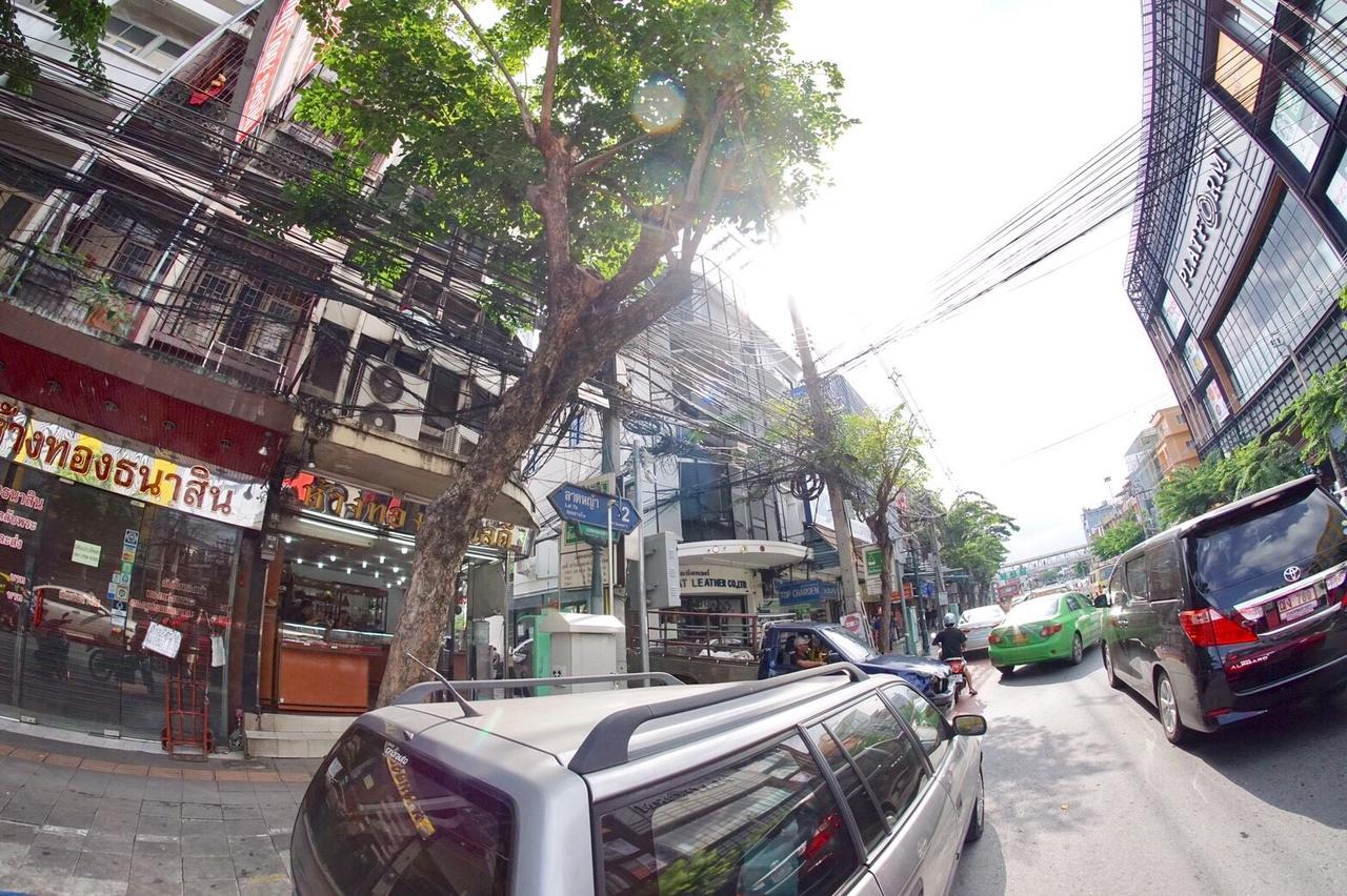 Inn Trog And Inn Soi (Adults Only) Bangkok Buitenkant foto
